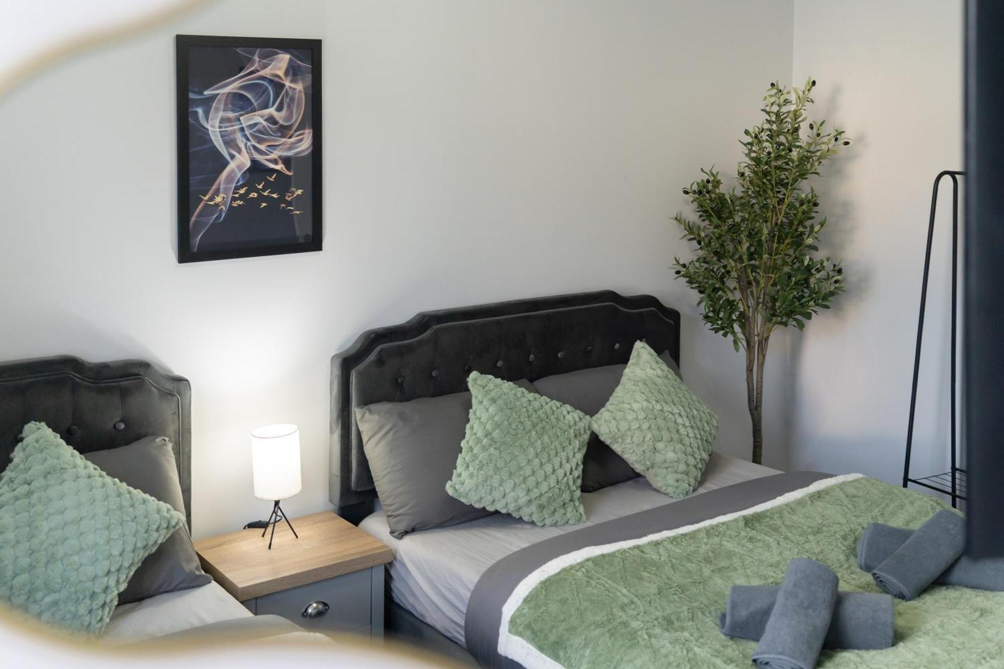 Open Mind Property - Apartment With 2 Double Beds Portsmouth Esterno foto